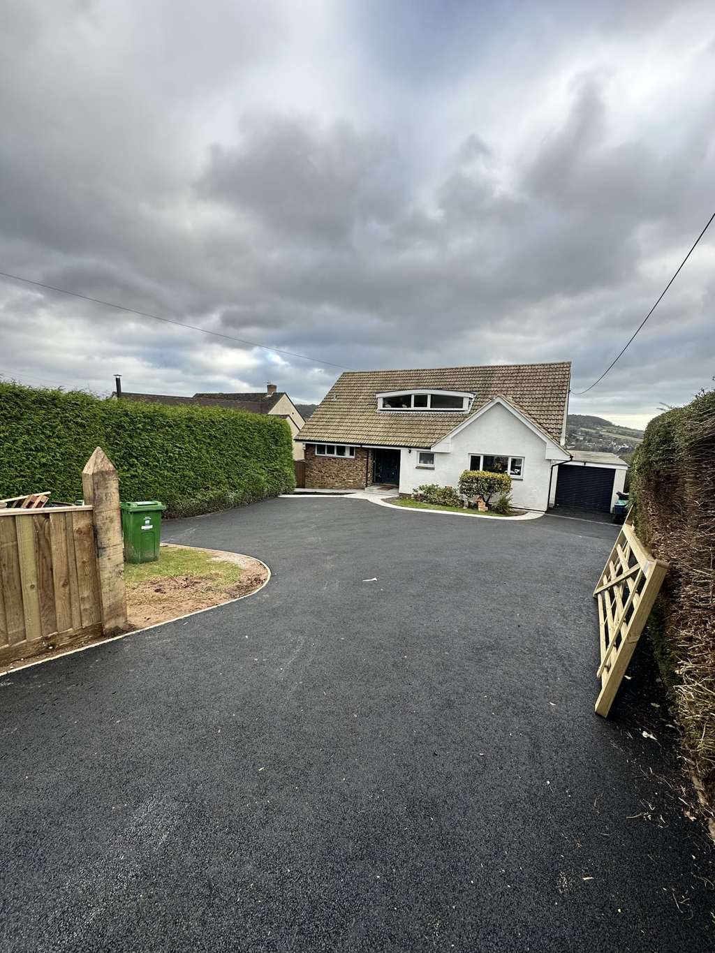 Landscaping & Driveways by Kingsleigh Homes