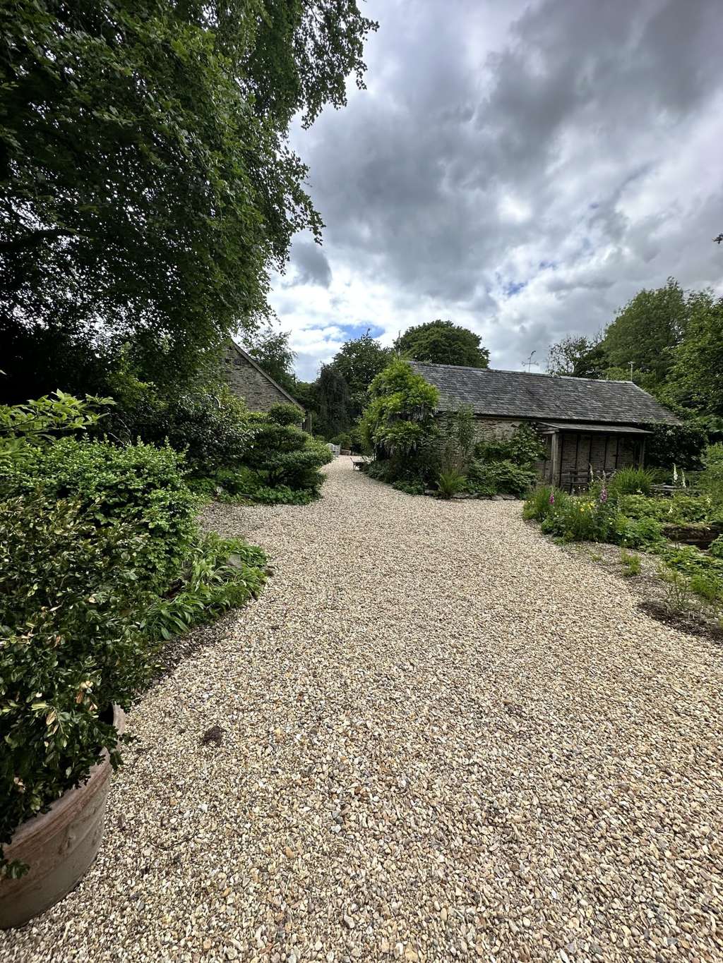 Landscaping & Driveways by Kingsleigh Homes